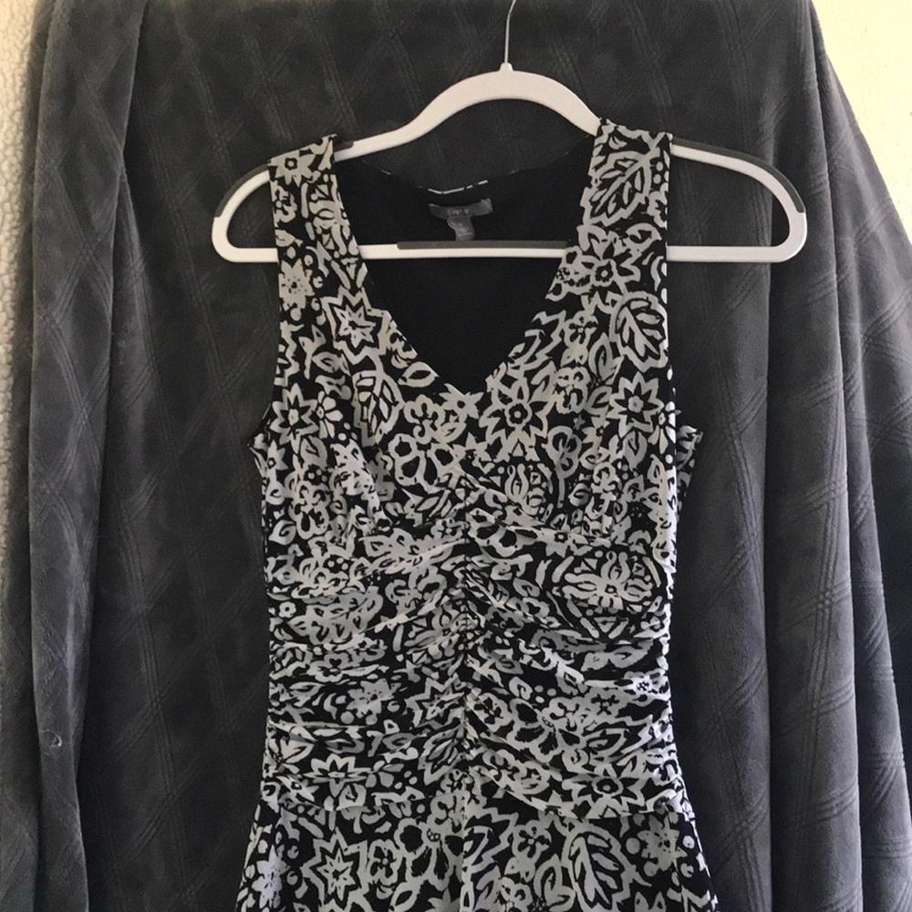 Knee-length summer dress